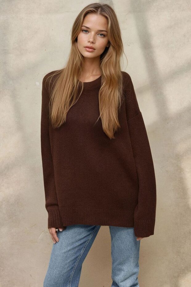 Comfortable Crew Neck Sweater - 6