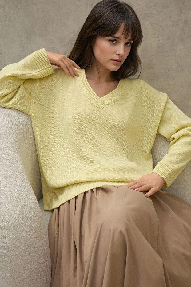 Kalın Örme V-Yaka Kazak - 1