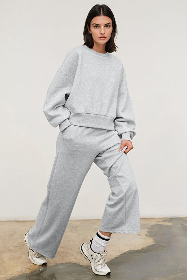 Loose Fit Bisiklet Yaka Pamuklu Basic Şardonlu Örme Sweatshirt - 4