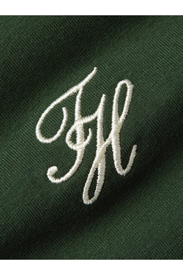 TH SCRIPT REG C-NK SS TEE - 4