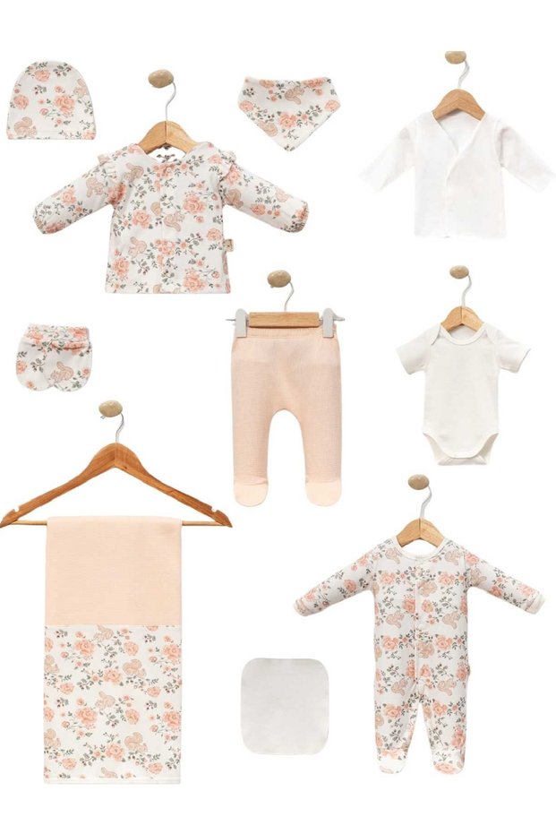 Squirrel Pattern Floral Newborn Baby Girl 10 Piece Hospital Discharge Bodysuit Set Baby Outfit