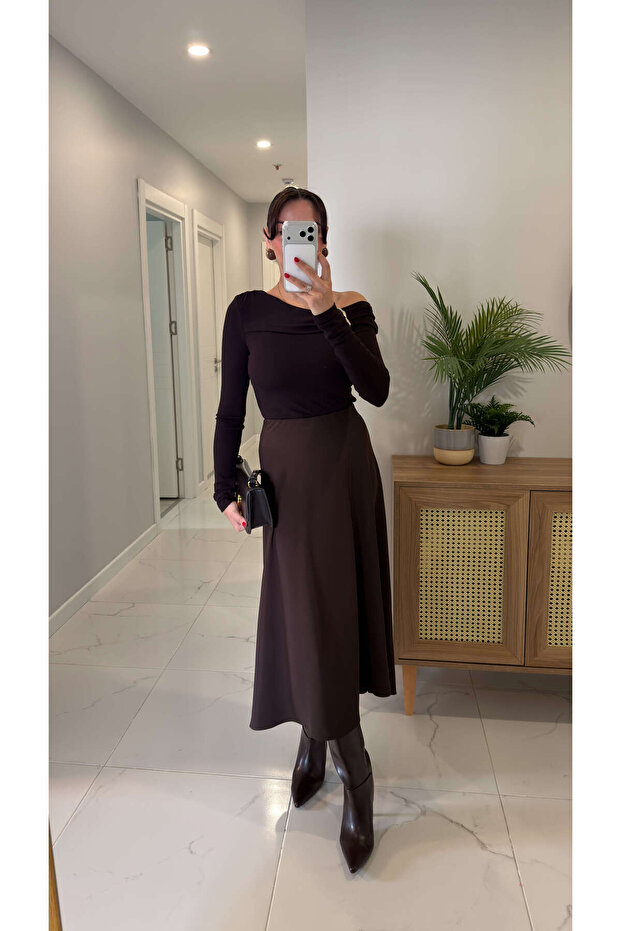 Pubwe Bitter Brown Premium Asymmetrical Cut Skirt