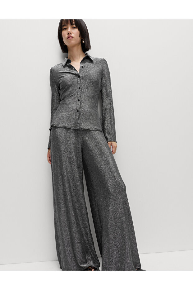 Işıltılı Düğmeli Bluz - 5