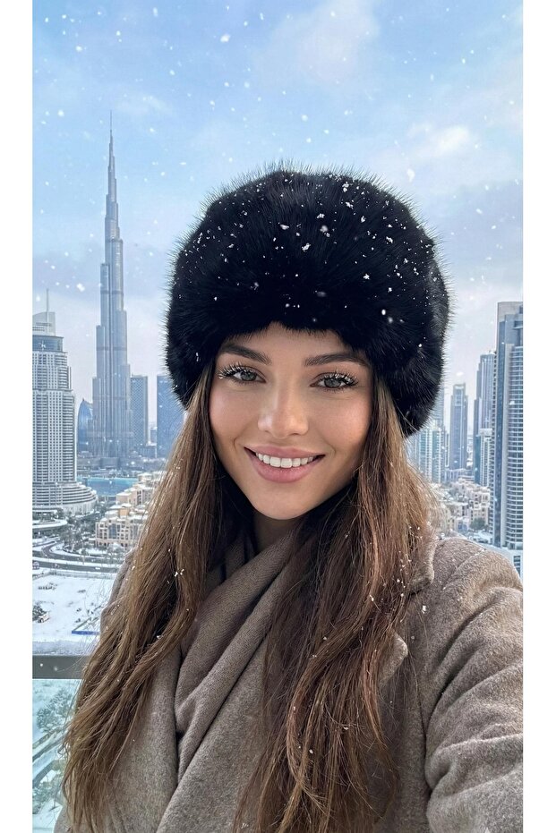 قبعة فاخرة من القطيفة - 1