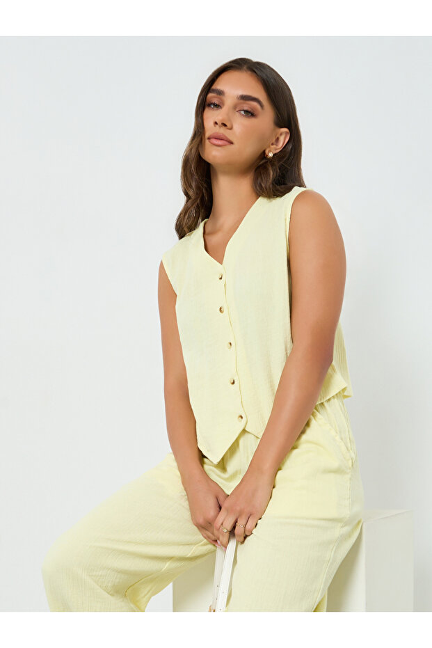Women Yellow Button Down Sleeveless Waistcoat