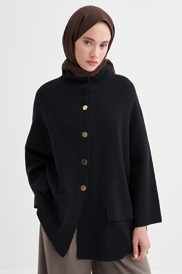 More Poncho Black