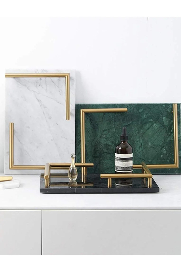 صينية مستطيلة من الرخام الأبيض بمقابض ذهبية - 4