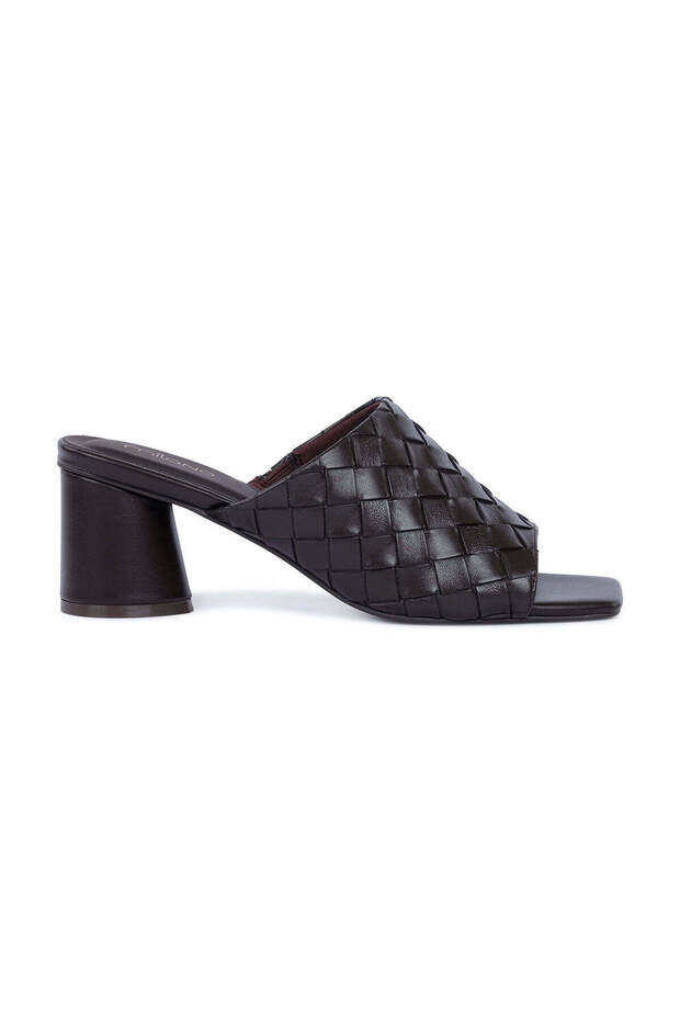 MAHA SANDAL