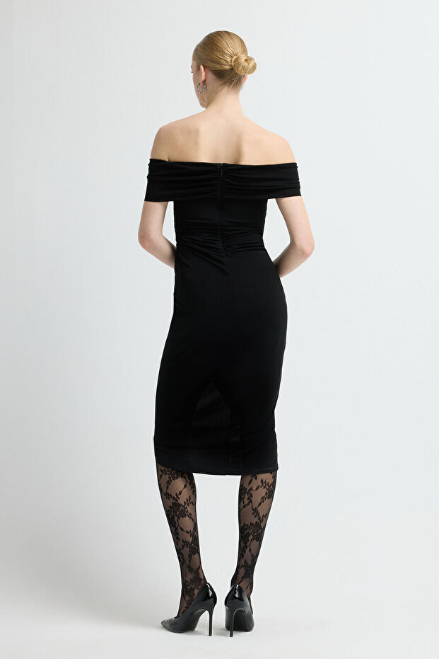 Büzgü Detaylı Anvelop Elbise - 5