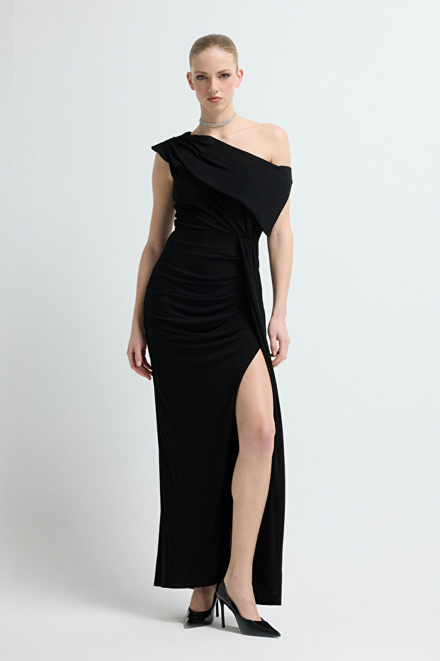 Yırtmaç Detaylı Örme Elbise - 4