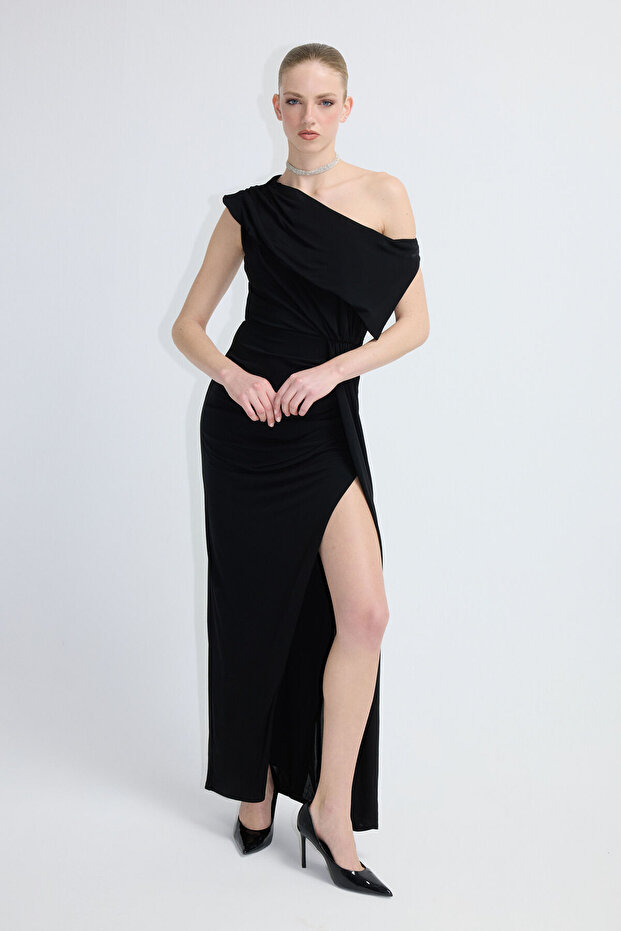 Yırtmaç Detaylı Örme Elbise - 5