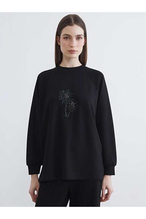 Black Crew Neck Beaded Embroidered Women's Sweatshirt Tunic (S6)