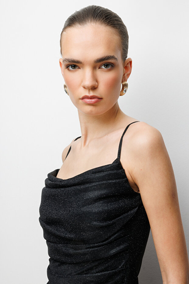 İp Askılı Simli Yansımalı Elbise - 4