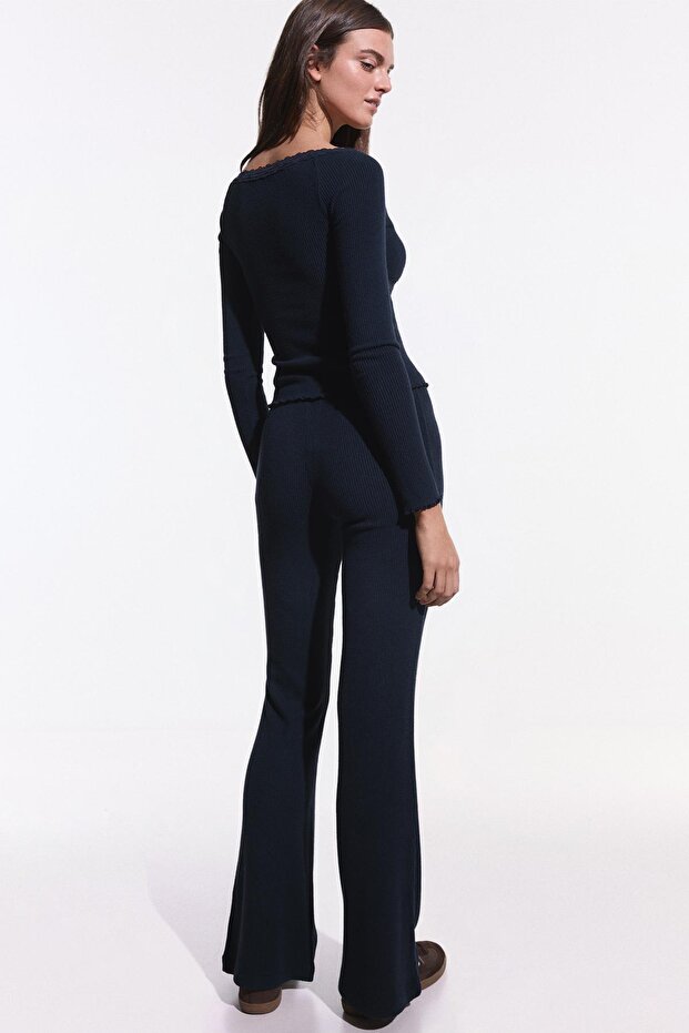 Dantelli örgü tişört - 3