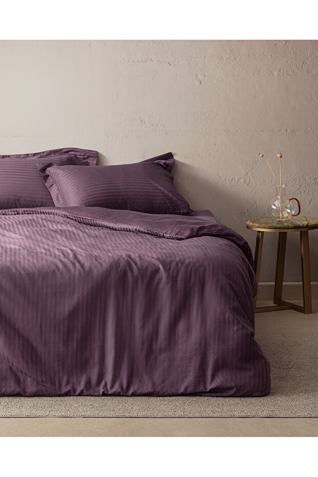 Elicia Double 100% Cotton Striped Satin Duvet Cover Set - Plum