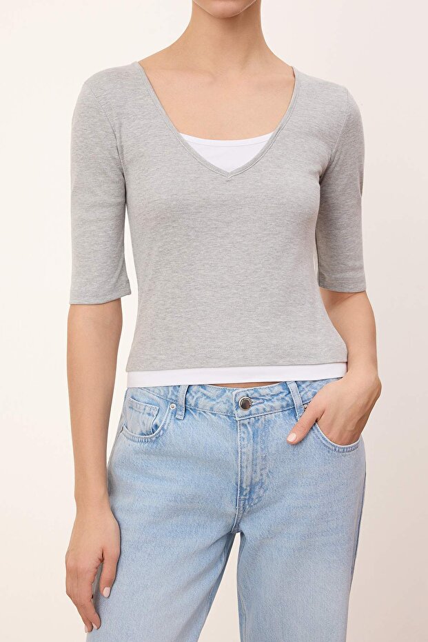 Wardrobe Essentials-Gri Melanj Fitted/Vücuda Oturan V Yaka Örme Bluz TWOSS26BZ00068 - 3