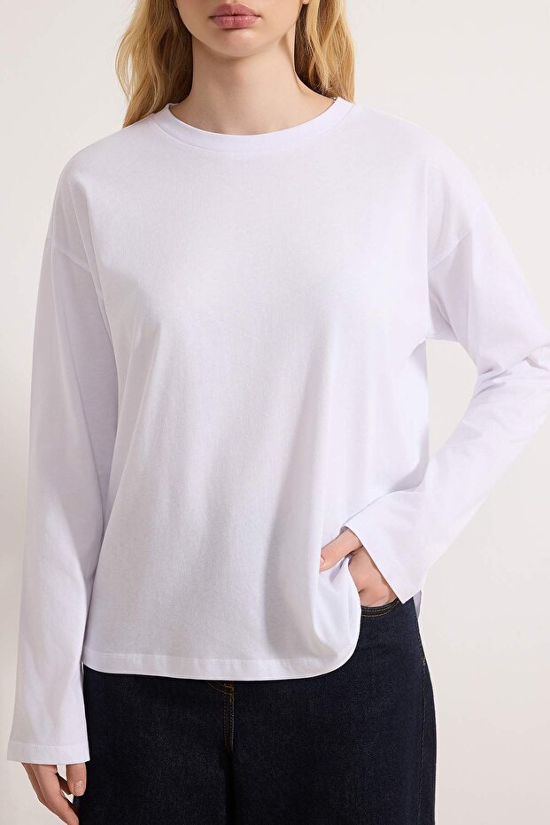 Beyaz %100 Kalın Pamuklu Basic Bisiklet Yaka Oversize/Geniş Kalıp Örme T-Shirt TWOAW24TS00013 - 3