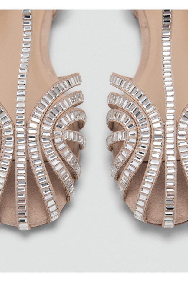 Boncuklu şeritli sandalet - 6