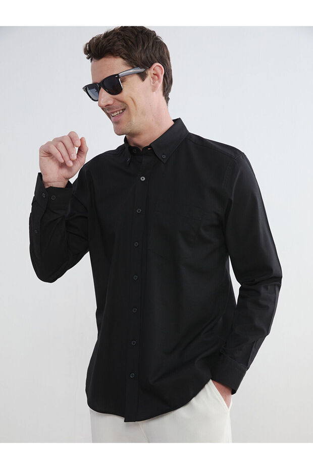 قميص رجالي من NEVAVM بتصميم Regular Fit Oxford