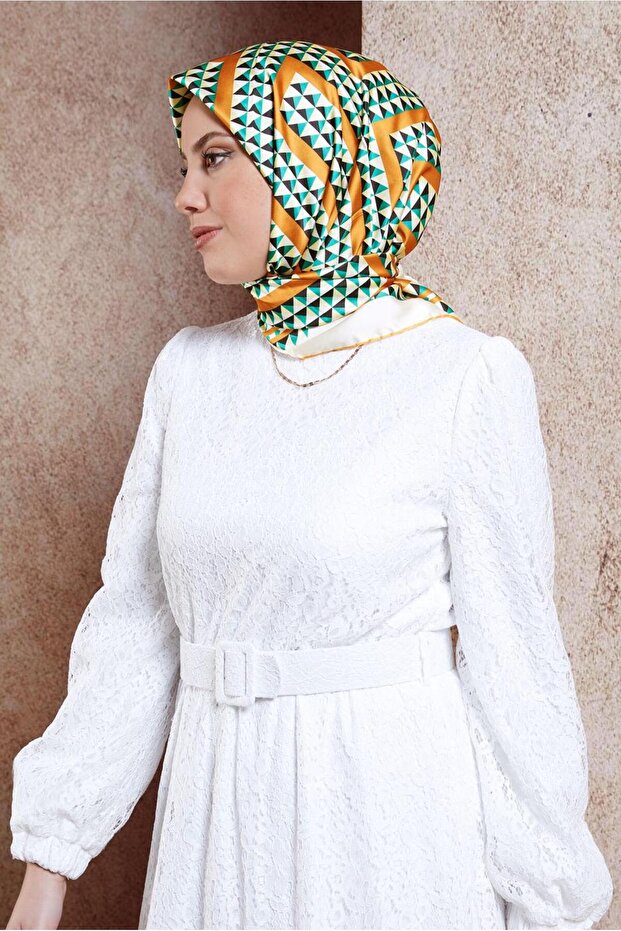 وشاح بنمط ألفينا 8433