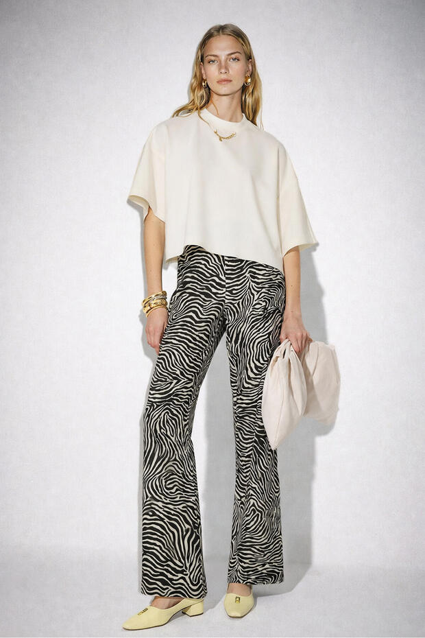 بنطال بنمط الحمار الوحشي - 1