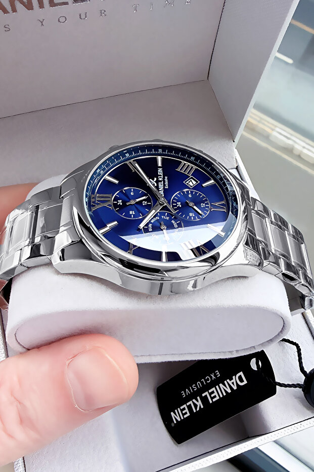 Men's Wristwatch 3 Atm Water Resistant Exclusive Silver Color Steel Band Cbk446