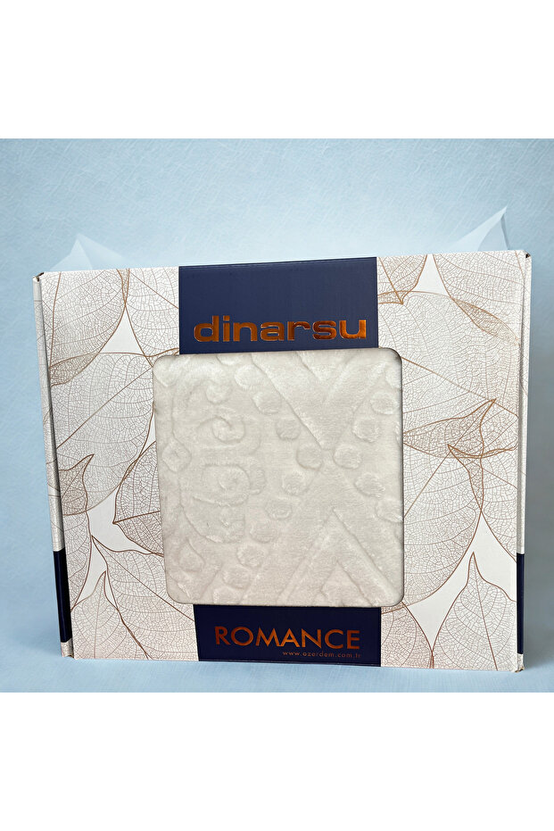 بطانية رومانسية مقاس 220×240 سم، وزن 2.7 كجم