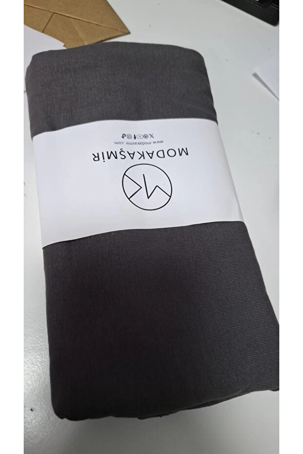 شال قطن ممشط باللون الرمادي الداكن - 6