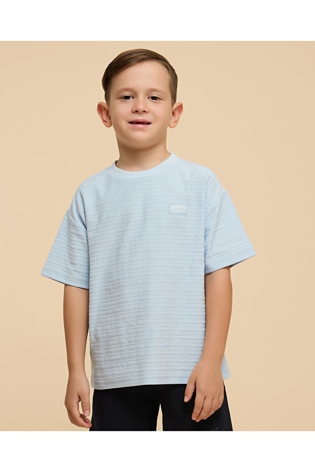 Textured T-Shirt with Crew Neck and Short Sleeves
