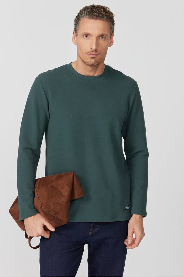 Men's Basic Sweatshirt - 1