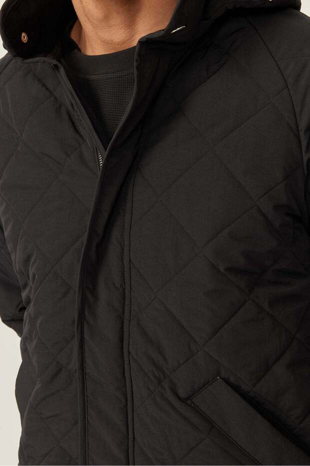 معطف رجالي مبطن بقلنسوة ومرسوم بنقوش - 7