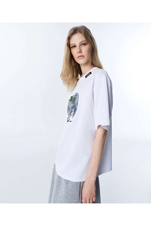 GÖRSEL BASKILI VE PATCH'Lİ TİŞÖRT - 5