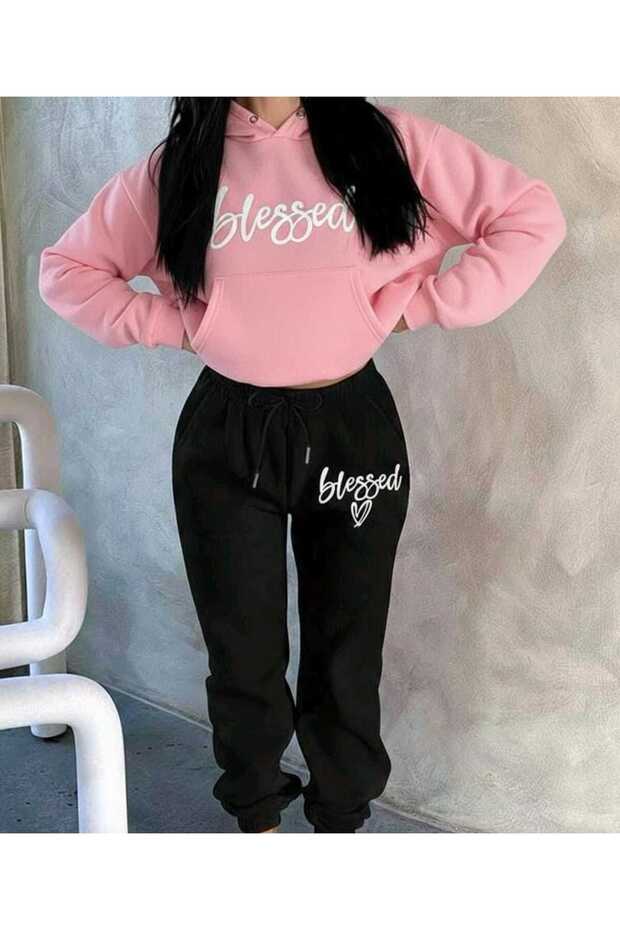 طقم سويت شيرت وبنطلون رياضي مطبوع عليه Blessed مكون من قطعتين
