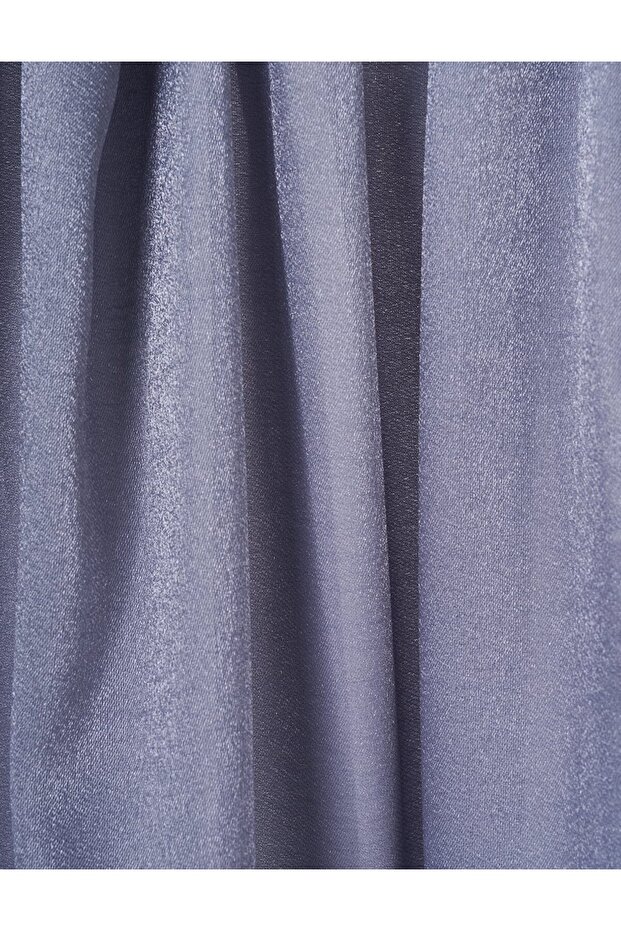 شال مزخرف باللون الرمادي - 2