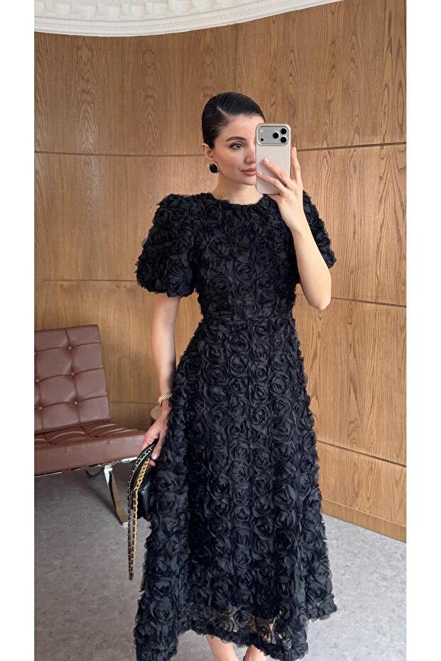 Rochie neagră tridimensională - 1