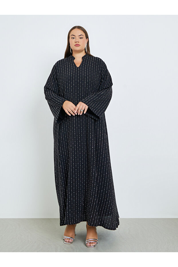 جلابية مزينة بياقة، مقاسات كبيرة - 4