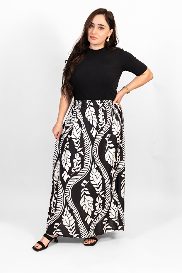 Black Base White Motif Printed Woven Skirt
