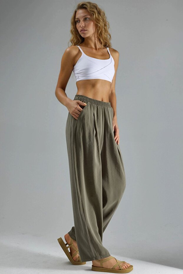 BUSEM Geniş Paçalı Pileli Pantolon - 4