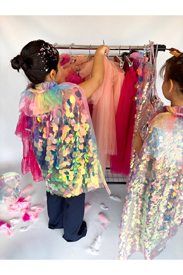 Pullu Payetli Çocuk Pelerini - 1