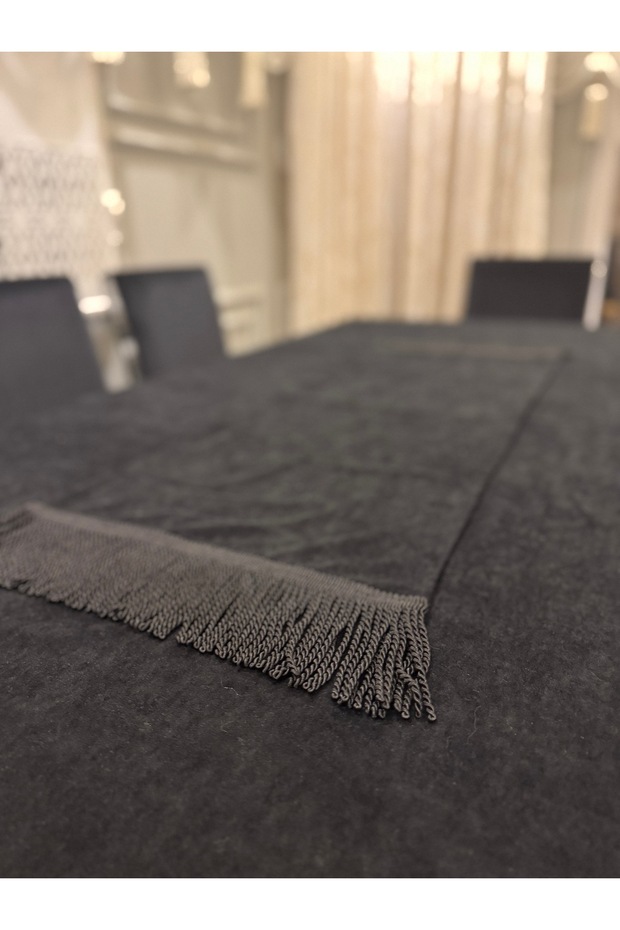 Püsküllü Siyah Runner - 4