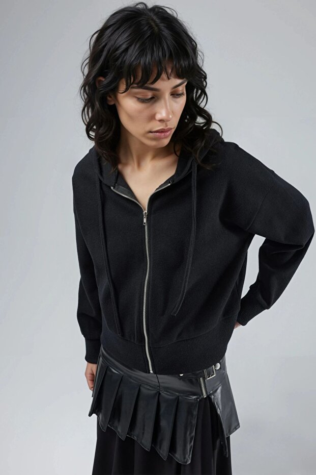 BUSEM Kapüşonlu Fermuarlı Cepli Ceket - 4