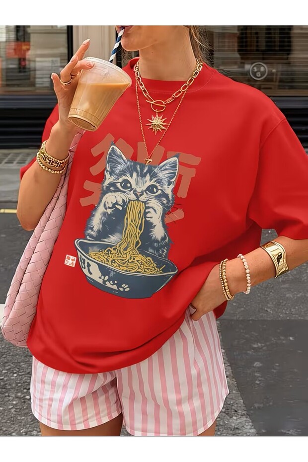 Cute Cat 5 T-Shirt for a Cool and Casual Summer Look Buy 1 of These and Get 1 as a Gift