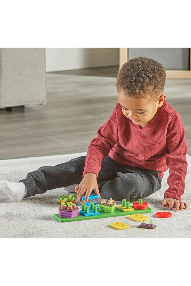 Sorting, matching & having fun - In the garden - 5