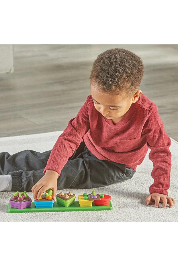 Sorting, matching & having fun - In the garden - 3