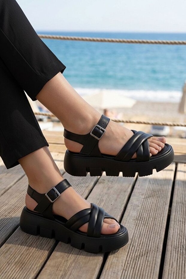 Luna Black Women's Leather Orthopedic Sandals