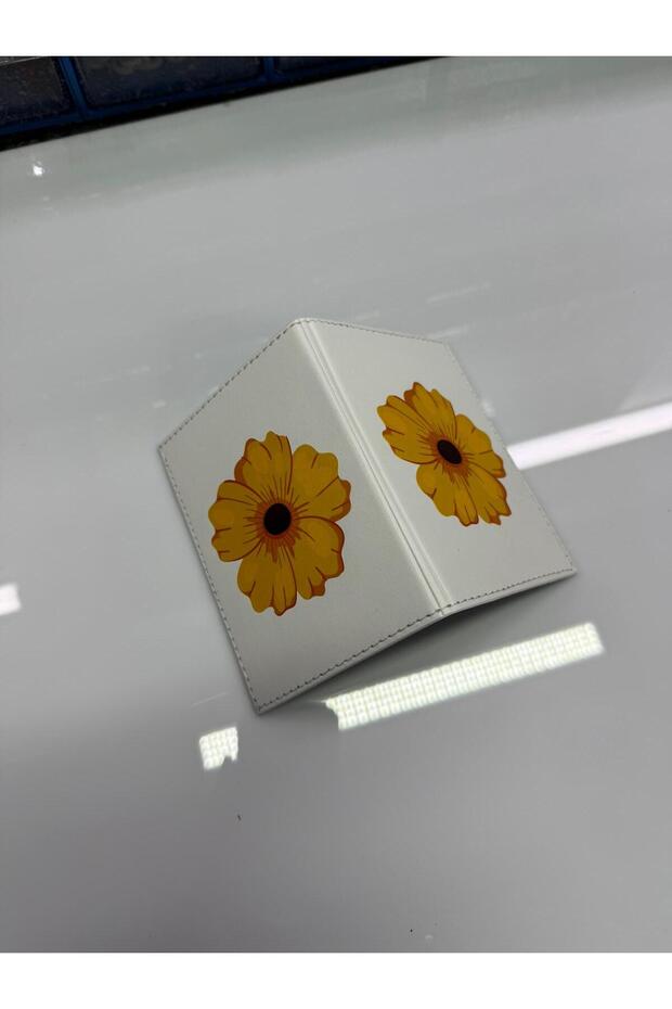 Flower Patterned White License Cover - 4