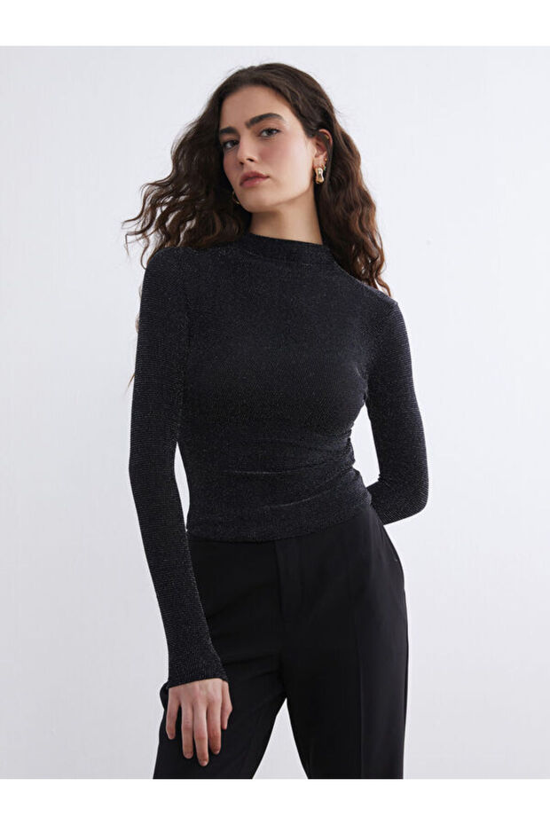 Esvab • Modern & Distinctive Stand-Up Collar Shiny Look Blouse