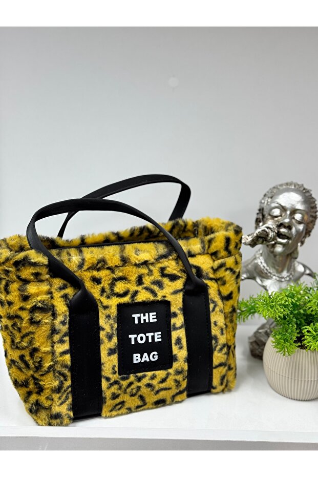 D’Oro Leopard Plush Tote | Iconic Plush Hand and Shoulder Bag
