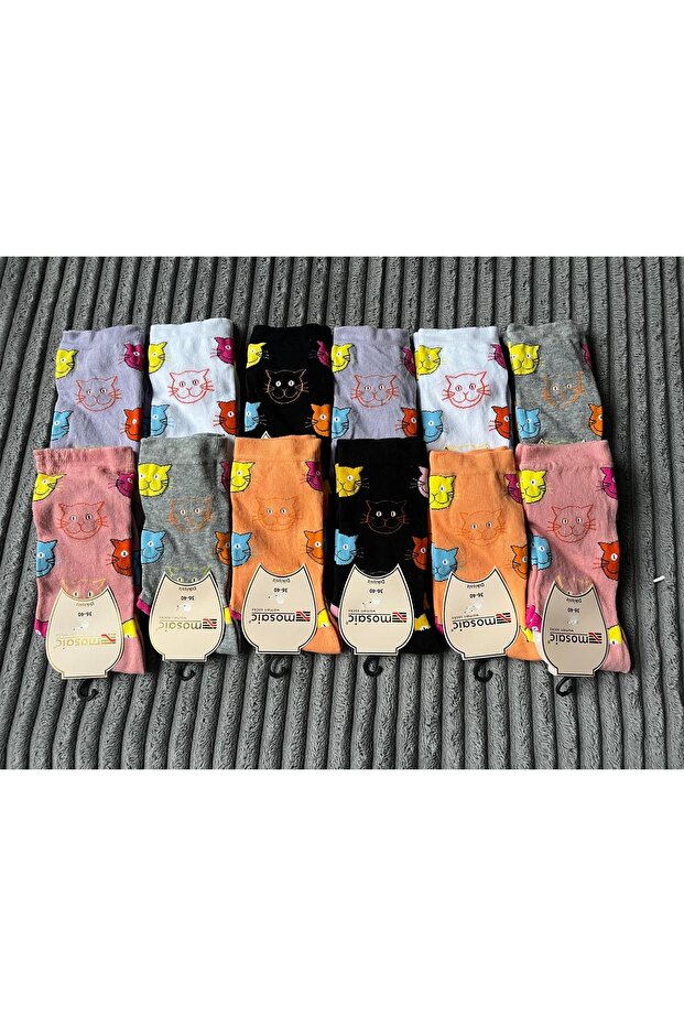 12 Pieces of Seamless Cat Figured Socks
