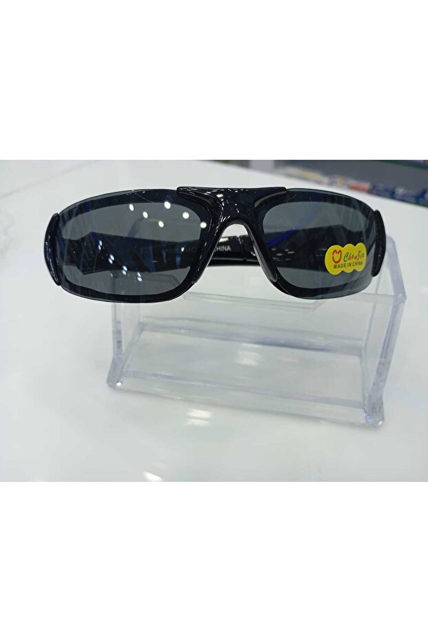 CHILDRENS GLASSES